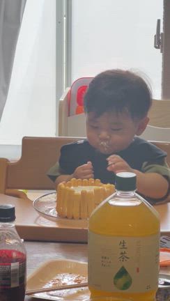 1歳のお誕生日会と初節句！の記事動画