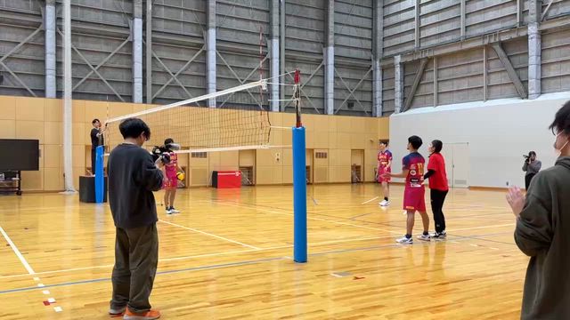 東京グレートベアーズでバレーボールの記事動画