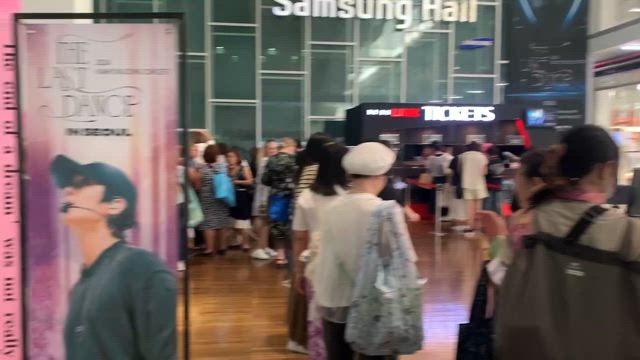 LaLaLa …KHJ❤︎JAPANよりソウル公演に米花輪❤︎の記事動画