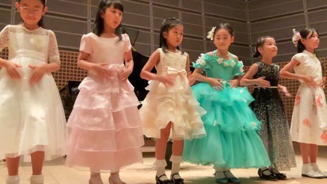 発表会でのBling-Bang-Bang-Born♪本番の記事動画