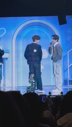 スキズ♡♡ペンミDAY2♡前半終了お疲れ様❤️の記事動画