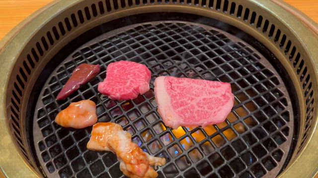 松坂牛とホテルのお部屋の記事動画