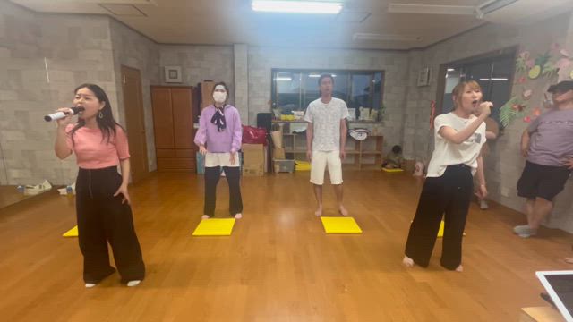 明日本番の冷えピタマスクおばさんの記事動画