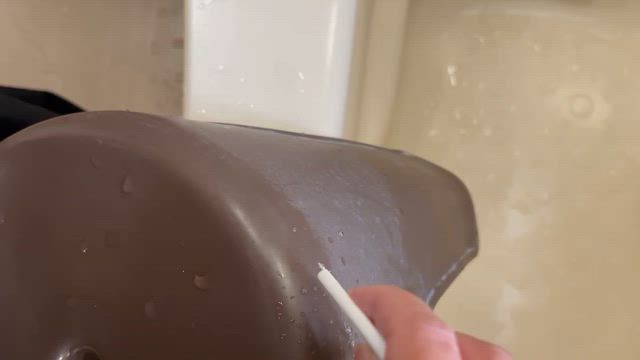 【ダイソー】噂の「曲がるスクレーパー（落ち落ちV）」を試してみたよ！の記事動画