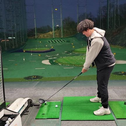 いきなり新田プロに打ってもらいました…！！！！の記事動画