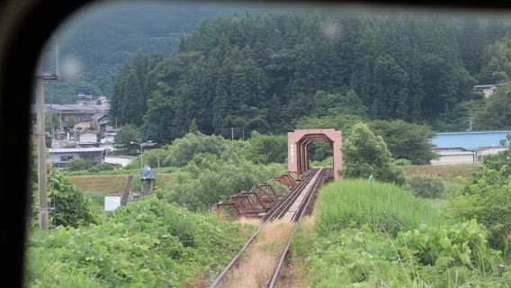 山形行きの話   国内最古の現役鉄道橋梁、そして荒砥の菓子舗への記事動画