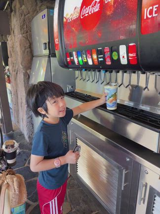 ジュースを混ぜてとの記事動画