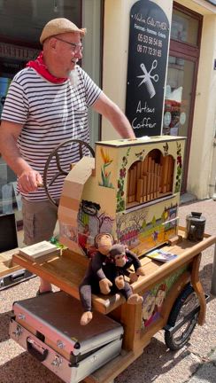 フレンチマーケット　１の記事動画