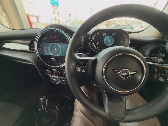 新入庫車 F60型 MINIクロスオーバーSD オール4のご紹介！在庫車情報更新です！の記事動画