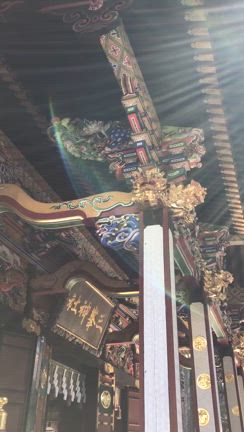 三峯神社のオオカミさまの記事動画