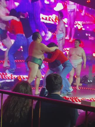 【SUMOIMPACT】音楽と相撲と体験型エンターテイメントで盛り上がって楽しい！力士が間近での記事動画