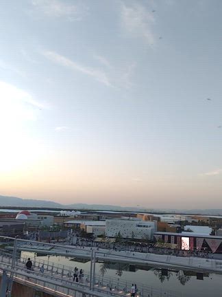 堪能万博☆の記事動画