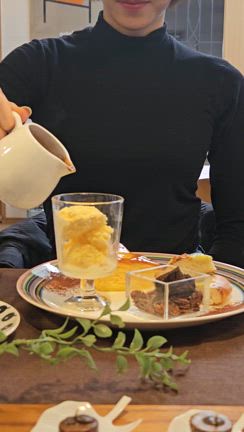 盛り付けも体験してもらいます。の記事動画