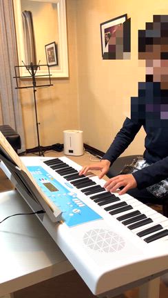 ブルグミュラーでパイプオルガンの音色体験の記事動画
