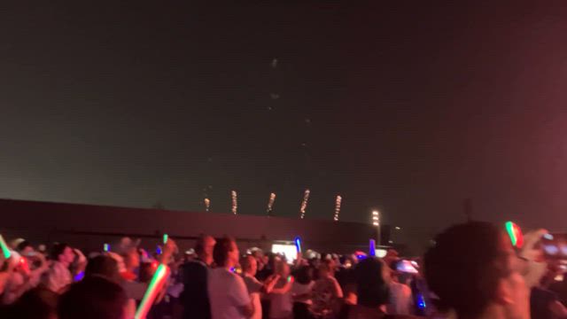 万博のEDMイベントに行ってきましたの記事動画
