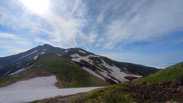 鳥海山を走るの記事動画