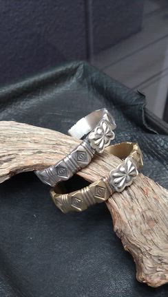 スリだしバングル☆の記事動画