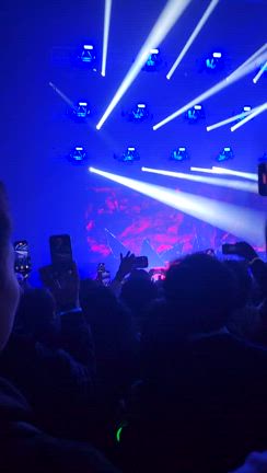 WALKERWORLD ASIA TOUR PT.Ⅱ（１２月１１日の日記）の記事動画