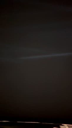 水上のモスク　つづきの記事動画