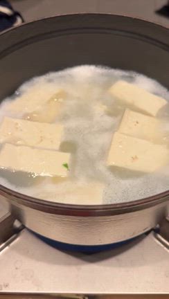 Mちゃんのお土産祭りと、週末の食べすぎ日記の記事動画