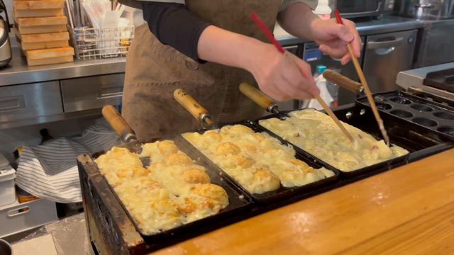 枚方市甲斐田東町にある明石焼きの美味しい貴蛸(たかそう)様の記事動画