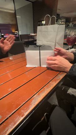 お誕生日おめでとうな夫にの記事動画