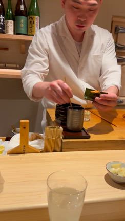 「六本木　お鮨　おこめさん」の記事動画