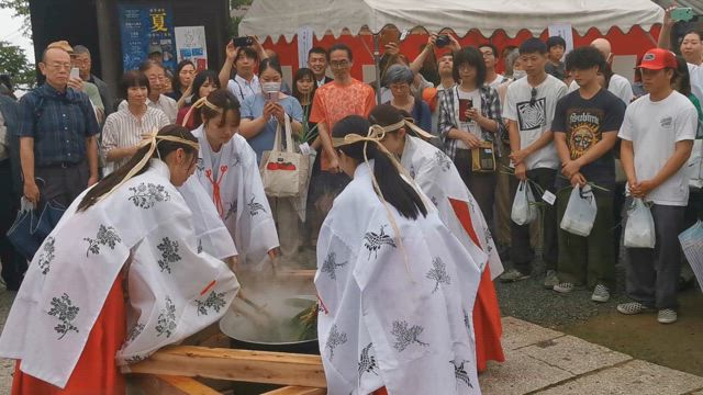 広峯神社の夏越の大祓、茅の輪くぐりへ！！の記事動画
