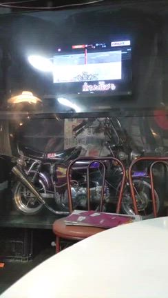 実家の忘年会の記事動画