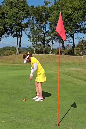 第１回女子風ゴルフミニスカ会2の記事動画