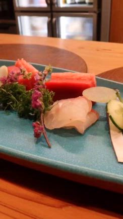 ある日の会席料理の一部の記事動画