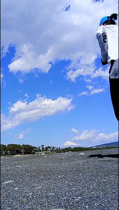 青い空、青い海！四股100回に挑戦。の記事動画