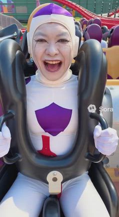 ジェットコースターと巨大扇風機！の記事動画