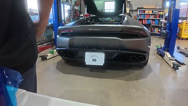 トラブル修理-ランボルギーニ ウラカン マフラーからの排気音がうるさくて車検に通らないの記事動画