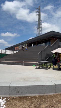 お腹パンパン！てんこ盛り海鮮丼　　 宇都宮ネイルサロン　アイナニの記事動画