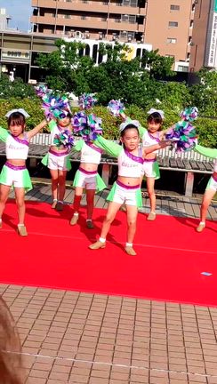 孫娘の『チア』の応援に!!の記事動画