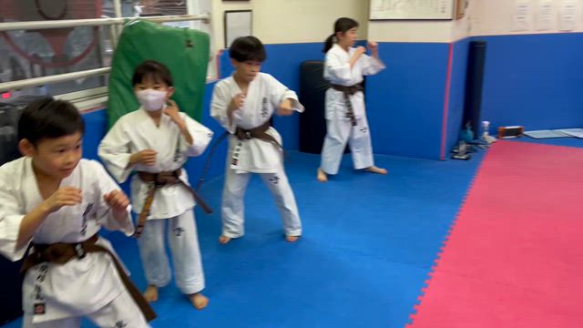 3/27 金曜幼年低学年クラスの記事動画