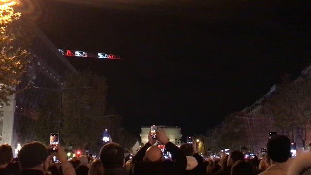 2025/11/24  今日の散歩は、凱旋門からコンコルド広場まで、マティックが帰って来ましたの記事動画