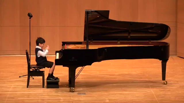 2024ブルグミュラーコンクールの記事動画