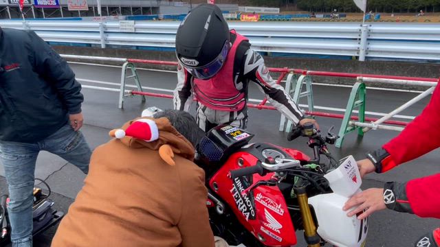 クリスマスレン耐！の記事動画