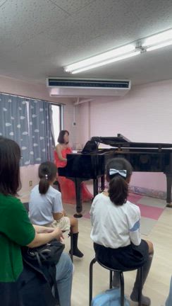 ミッチー先生ミニコンサートin正雀教室の記事動画