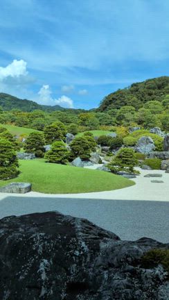 島根県安来市 足立美術館  素晴らしい庭園と美術品を鑑賞の記事動画