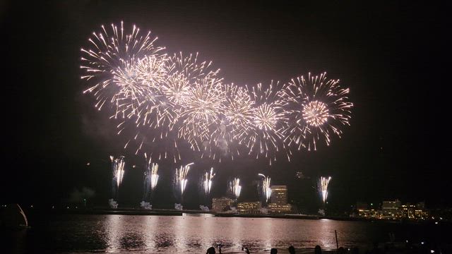 夏の風物詩といえば。の記事動画
