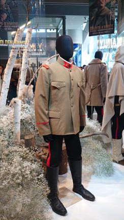 渋谷・ゴールデンカムイ展(鯉登ちゃん推しゆえ………)の記事動画