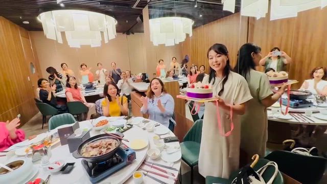 中国語版《出版記念リサイタル》in台湾の記事動画