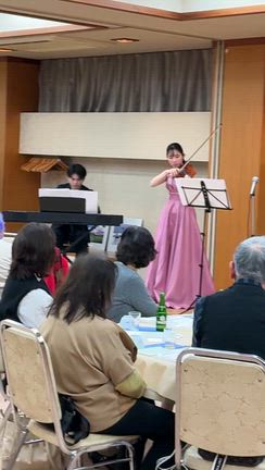 オフ会前のランチコンサートとレアな話の記事動画