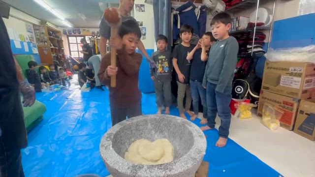 餅つき動画の記事動画