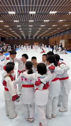 第4回 全日本少年少女空手道選抜大会の記事動画