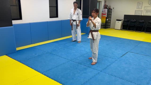 稽古の様子の記事動画