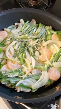 天ぷら粉で外サクっ！【海老ニラちぢみ】#簡単の記事動画